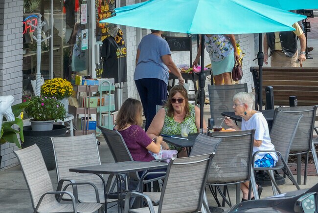 Rutland locals can get out to Inverness and enjoy Stumpknockers Restaurant.