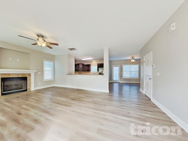 232 Highcroft Cir, Benson, NC 27504 - photo 2