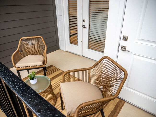 The Chenille: 1BR, 1BA- Patio