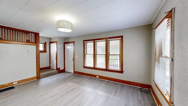 4139 Jackman Rd, Toledo, OH 43612 - photo 2