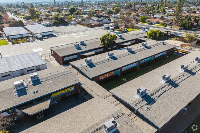 Kingsley Elementary School is public and serves students in grades K-6.