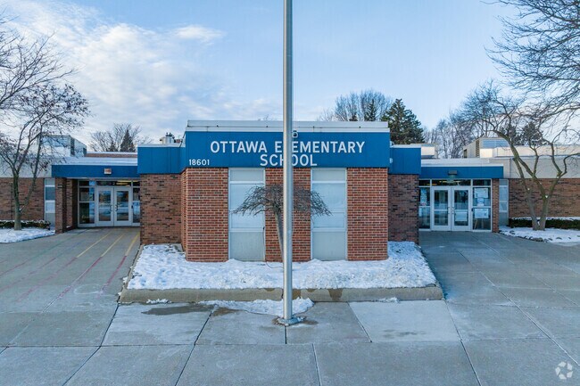 Ottawa Elementary School campus.