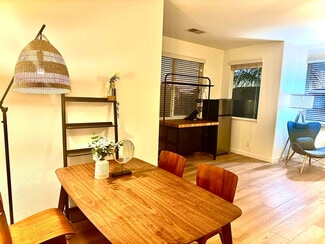6805 Edinburgh Rd, Corona, CA 92880