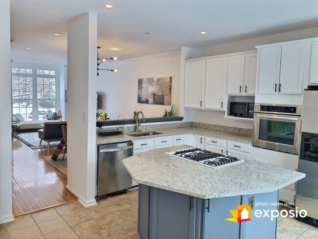 14631 Thera Way unit LL Den, Centreville, VA 20120 - photo 5