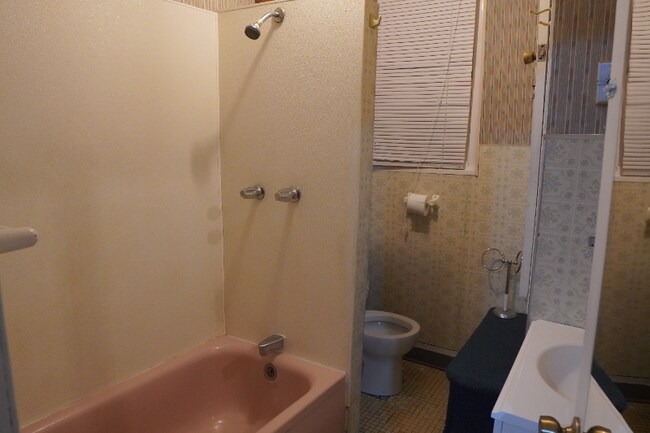 136 Stephens St, Belleville, NJ 07109 - photo 4