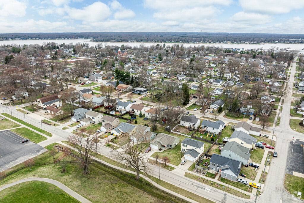 Montello Park is a friendly,  tight-knit community in Holland, Michigan.