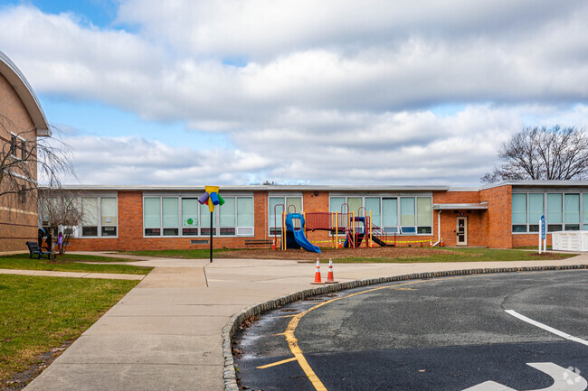 Redwood Elementary School