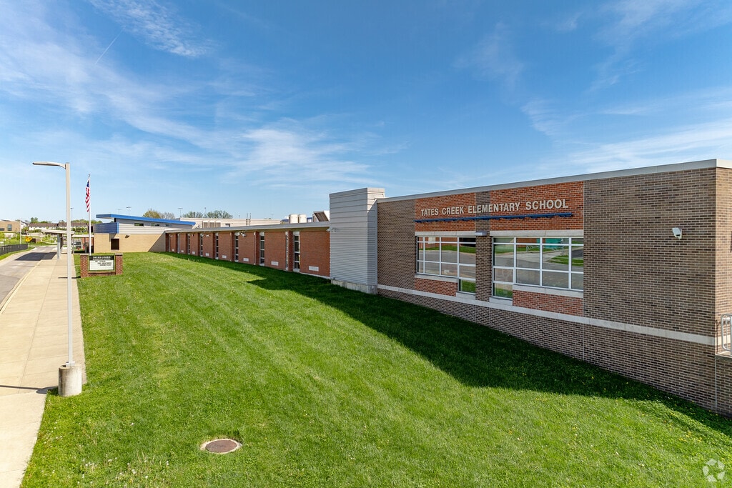 The student population of Tates Creek Elementary School is 611 and the school serves PK-5.