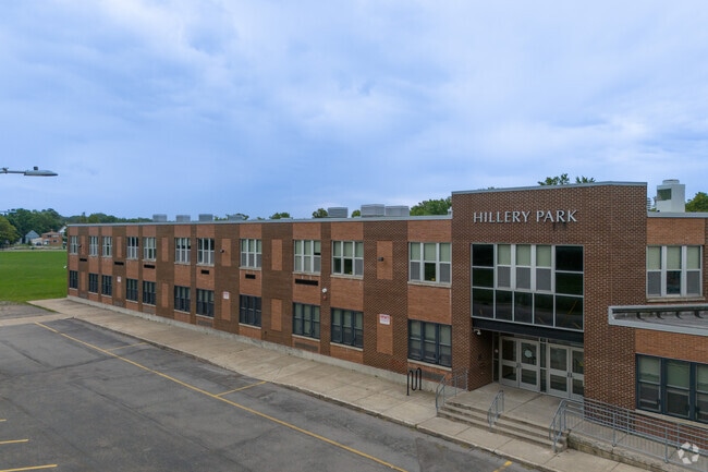 Hillery Park Elementary School in Cazenovia Park has a student teacher ratio of 9 to 1.