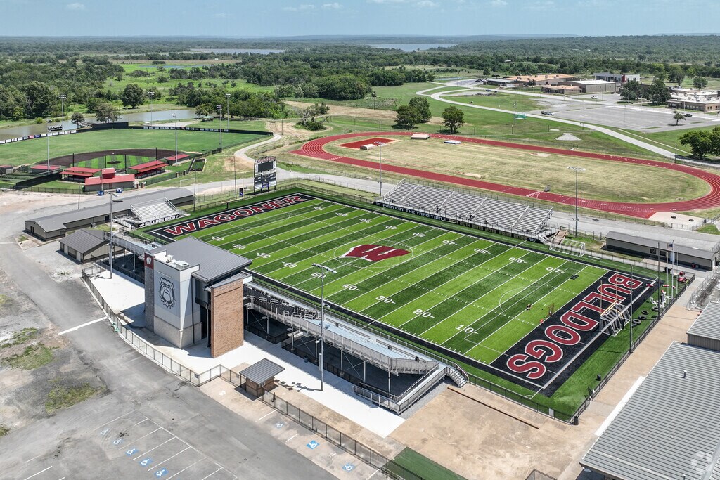 Wagoner High School is home to the Bulldogs.