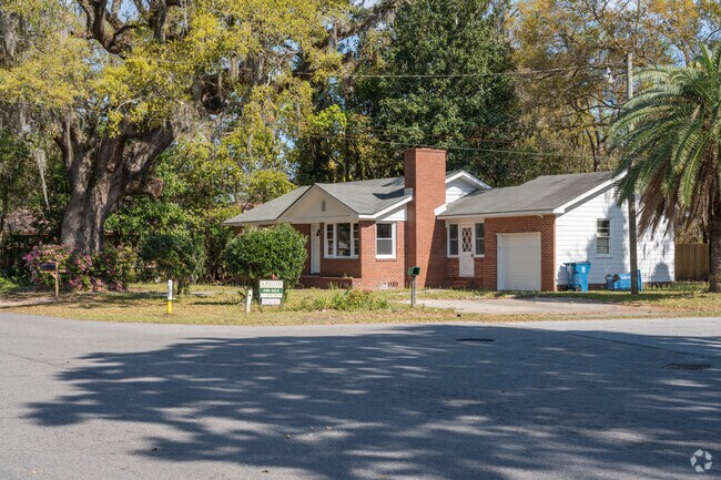 Several of the Town Commons' historic homes have been renovated in recent years.