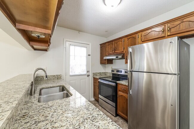 2581 Arborgreen Cove, Memphis, TN 38133 - photo 6