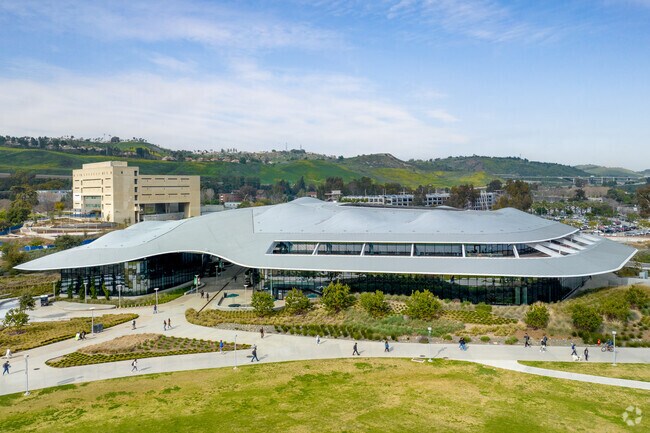 Cal Poly Pomona is a ten minute drive from South Pomona for local students staying near home.