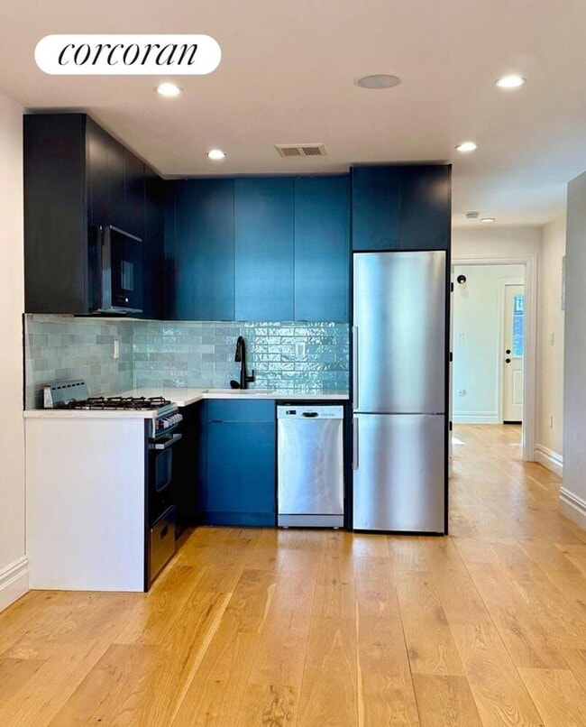 938 Putnam Ave, Brooklyn, NY 11221