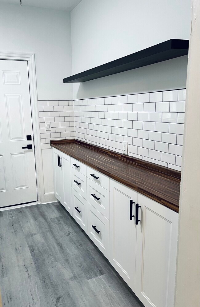 3635 Radford St unit C, Norfolk, VA 23513 - photo 4