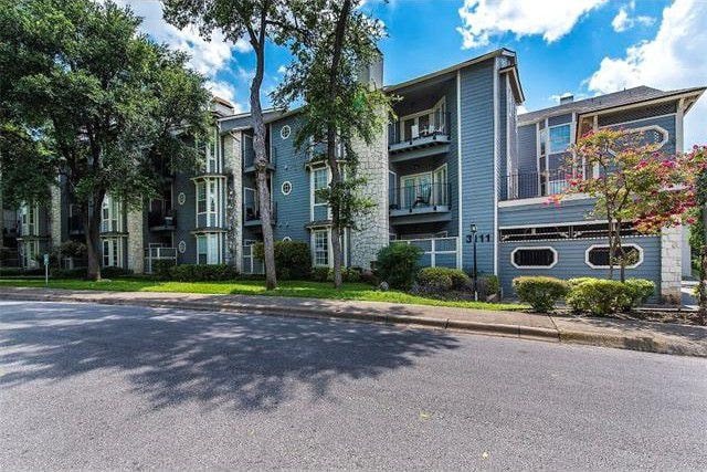 3111 Tom Green St unit 210, Austin, TX 78705 - photo 2