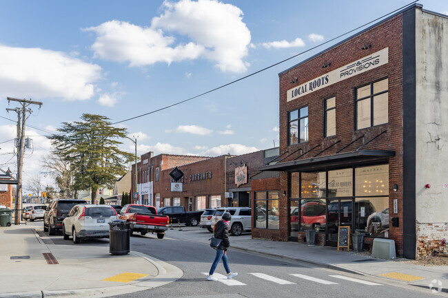 There are small local shops and restaurants in downtown Lincolnton like Local Roots & Provisions.