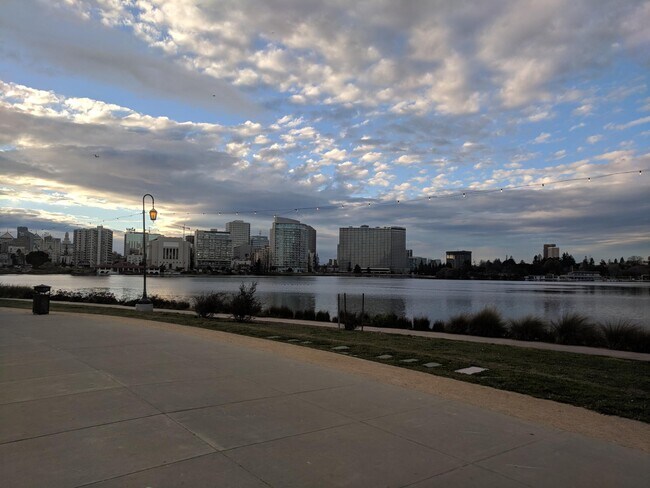 1465 1st Ave unit 1469B, Oakland, CA 94606 - photo 3