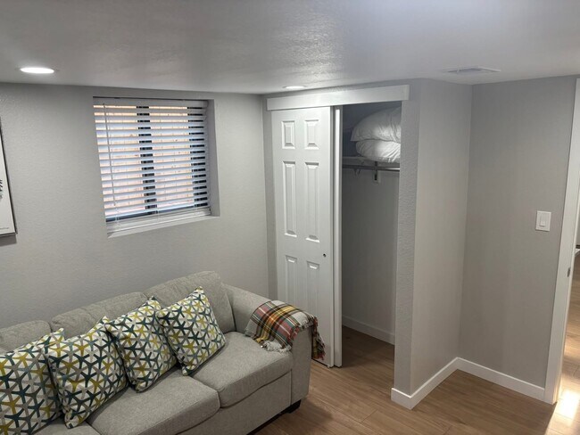 2220 Nome St, Aurora, CO 80010 - photo 4