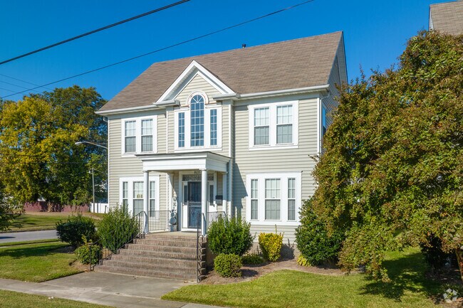 Colonial style homes are found throughout Brambleton.