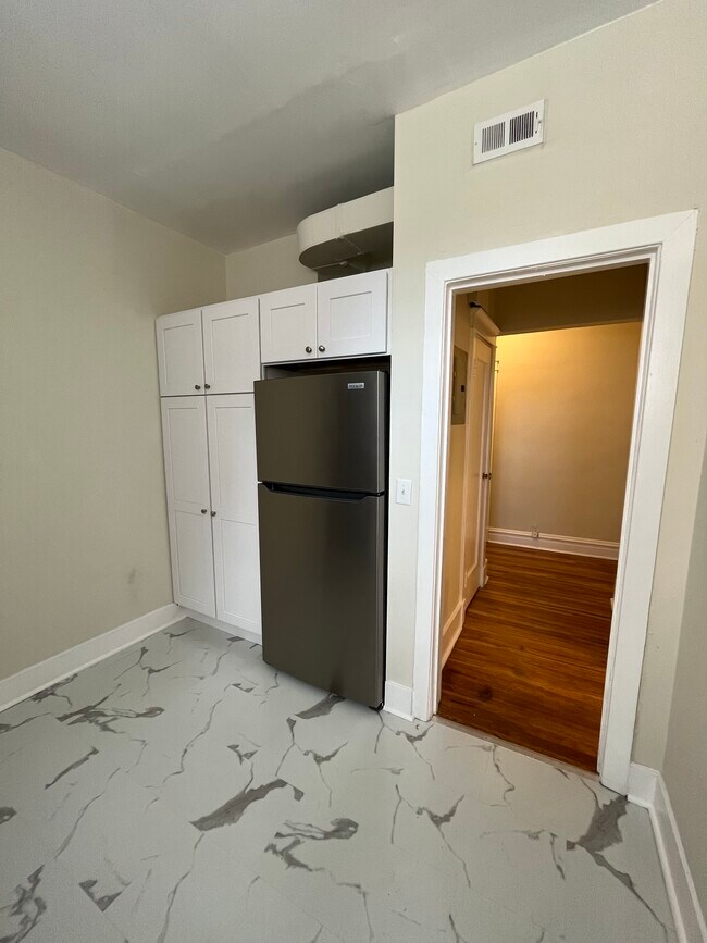 Rosebury Apartments, Clayton, MO 63105 - photo 3