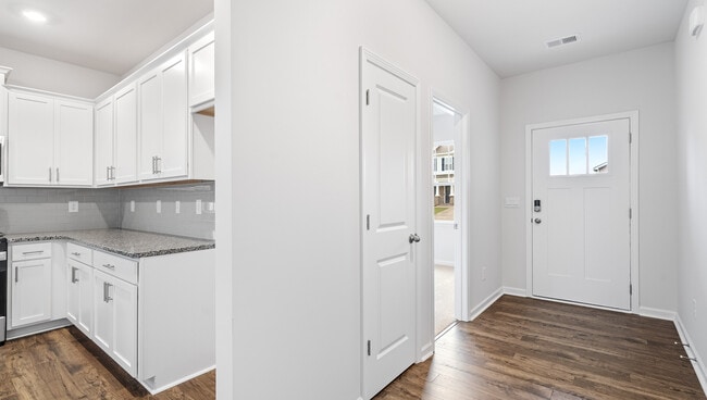 201 Ridge Climb Trail unit 36209001, Greer, SC 29651 - photo 5