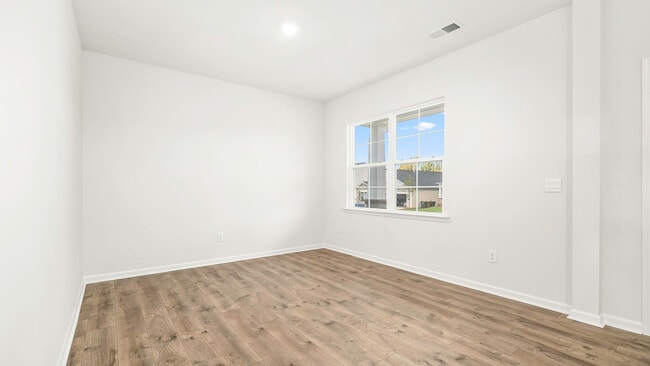 5141 Reedy Fork School Rd, Greensboro, NC 27405 - photo 3