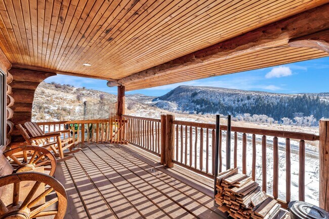 38500 Lobo Ct, Steamboat Springs, CO 80487 - photo 7