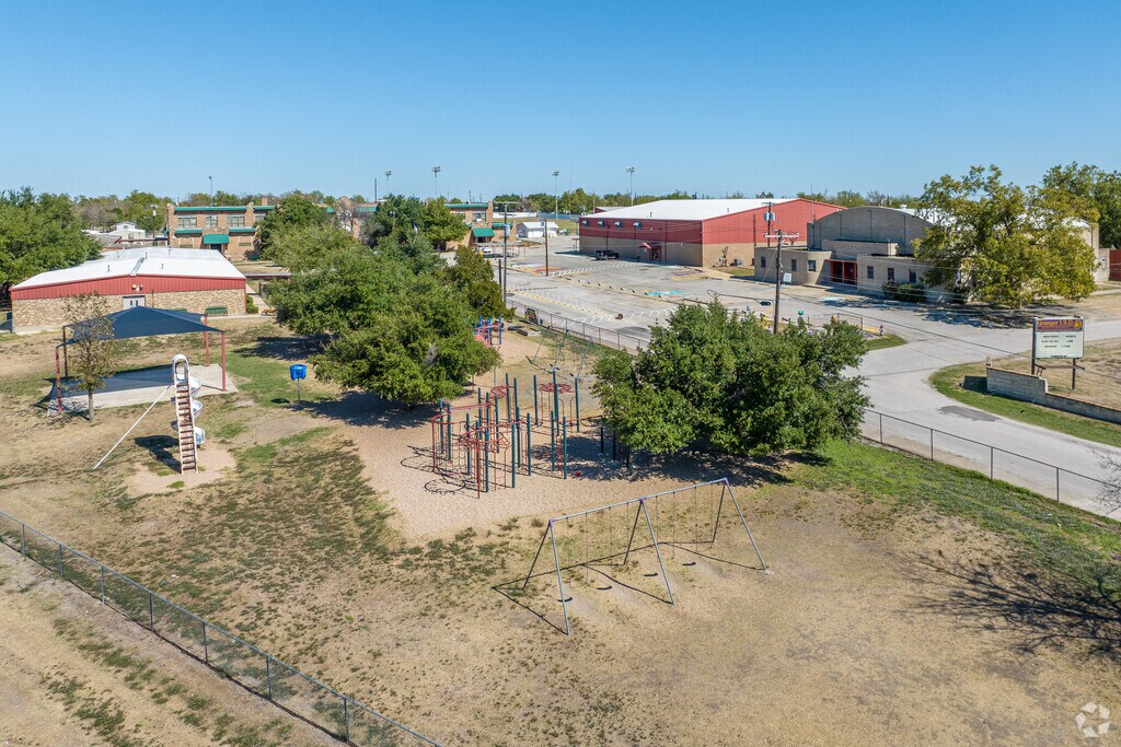 Students within Granger, Texas can play for sports teams at Granger High School.