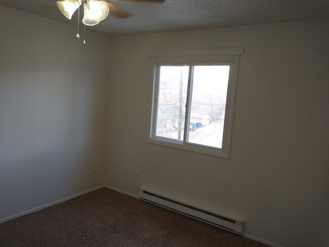 405 E 1st St unit 405 E 1st, Rifle, CO 81650 - photo 5