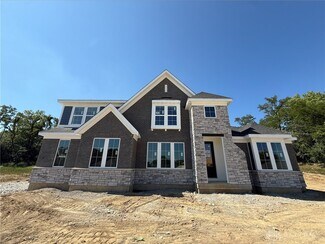 2507 Bent Grass Dr, Dayton, OH 45431