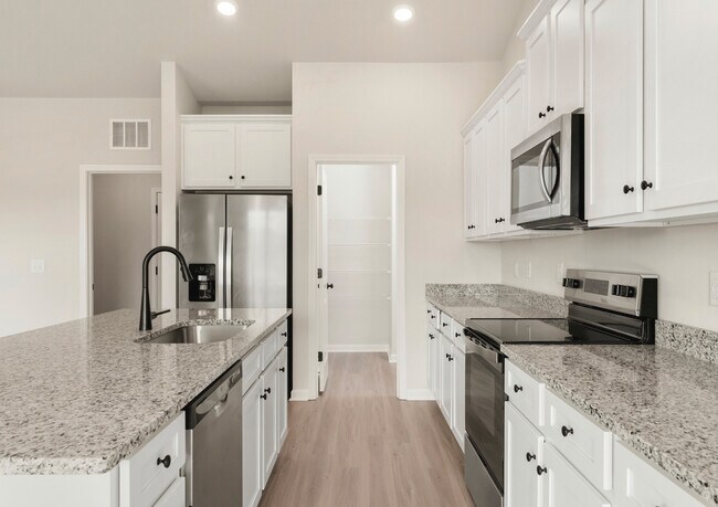 267 Taverners Ln unit 36861549, Angier, NC 27501 - photo 3