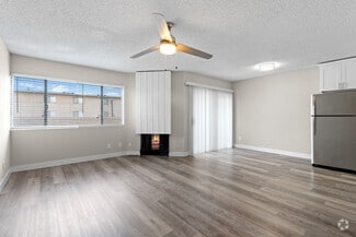11850 Riverside Dr, Valley Village, CA 91607