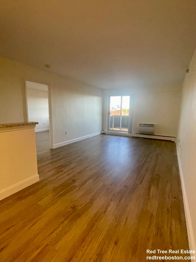 175 Freeman St Unit 709, Brookline, MA 02446