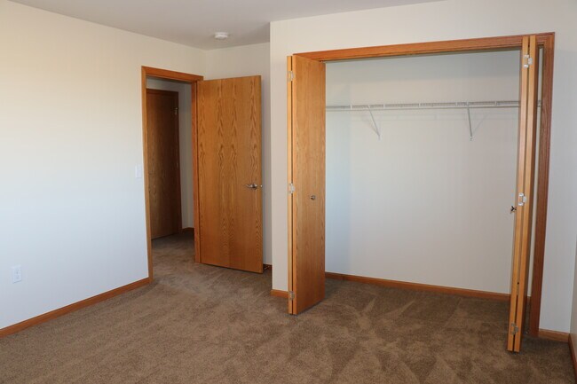 Bedroom / Closet