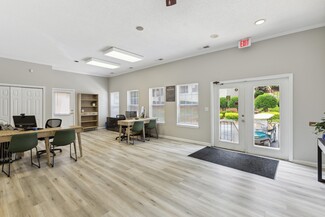 1300 Gran Crique Dr, Roswell, GA 30076