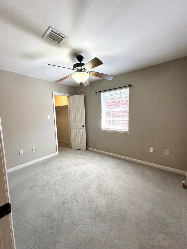 438 Vieux Carre, Houma, LA 70364 - photo 2