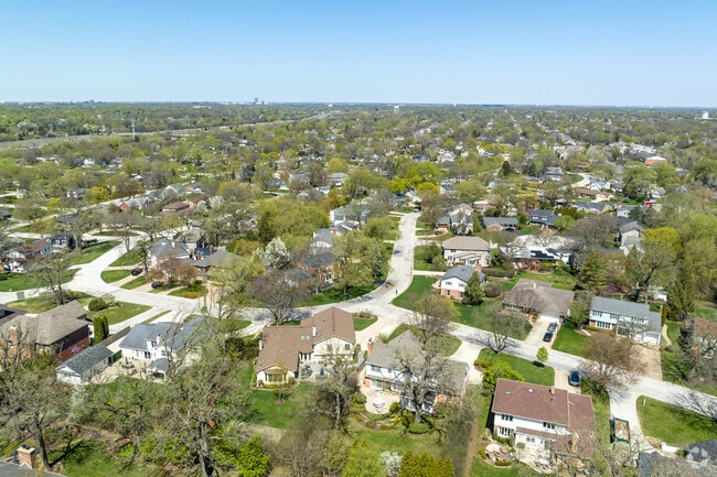 Ridgewood Is Filled With Gently Curving Streets With Tree Names Like Oak, Hickory and Spruce.