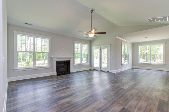 2801 Needham Ln unit 37364250, Haw River, NC 27258 - photo 6