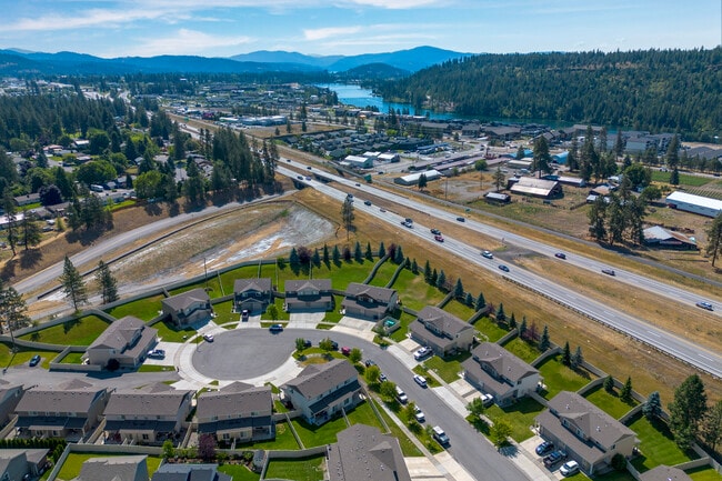 Orchard Land Duplexes, Coeur D'Alene, ID 83815 - photo 2