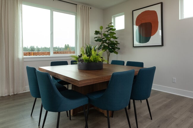 746 Weaver Dr E, Enumclaw, WA 98022 - photo 5