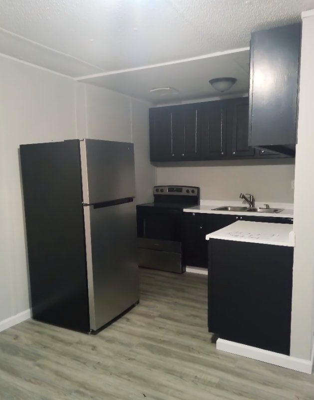 777 E Yerby St, Marshall, MO 65340