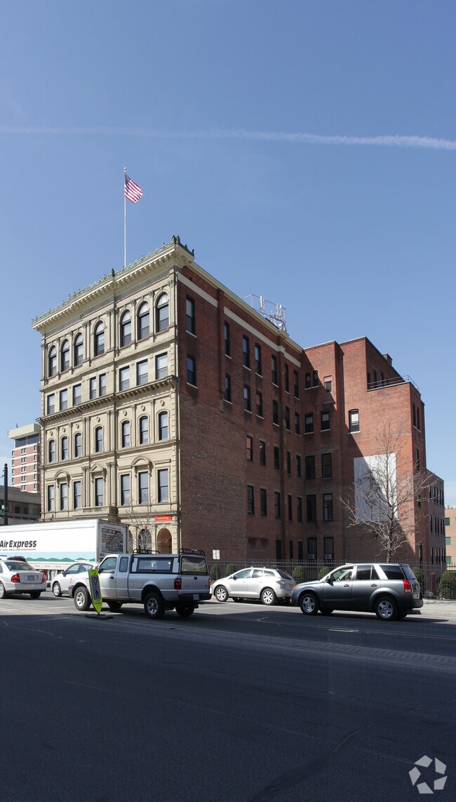 7 West St, Pittsfield, MA 01201 - photo 2