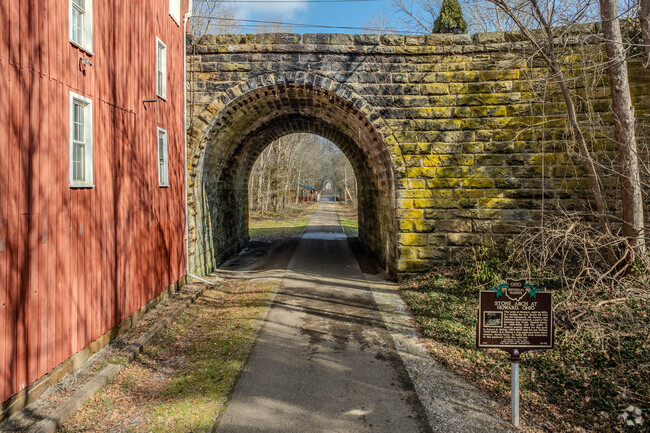 Howard features the Stone Arch, a historical landmark showcasing 19th-century architecture.