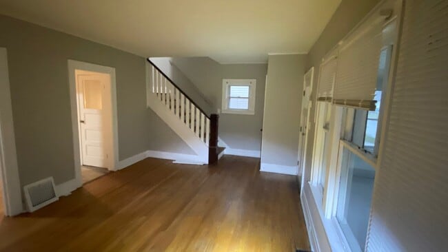 129 Wiman Ave, Syracuse, NY 13205 - photo 2