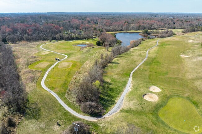 Practice your swing at Pointe Golf Courses in Green Haven.
