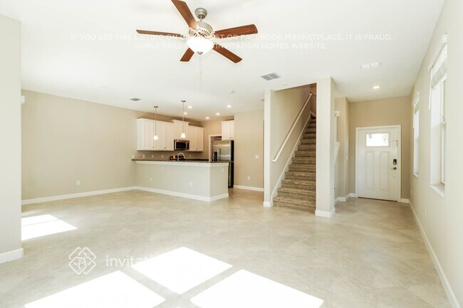 2865 Coach Manors Way, New Port Richey, FL 34655 - photo 5