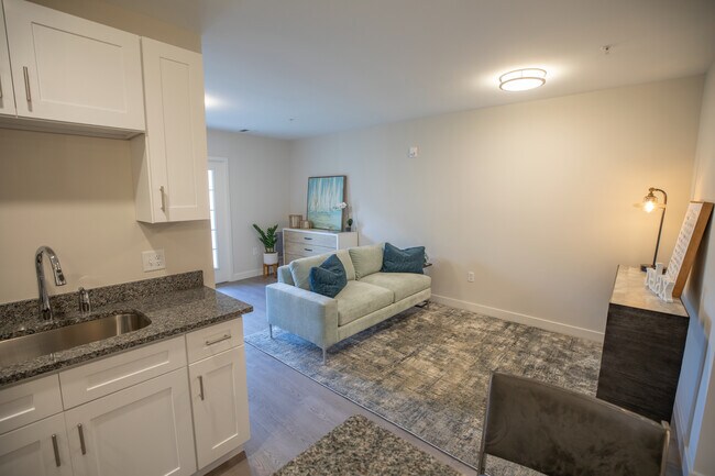 Trail Run Apartments, Vernon, CT 06066 - photo 4