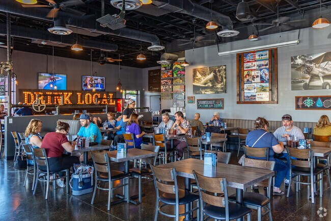 To enjoy a brew and chow down on a cheeseburger, swing by Saddle Mountain Brewing Company.