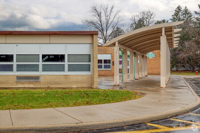 Glendale School, Bedford